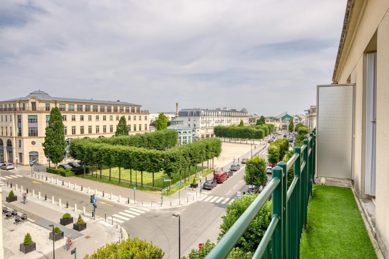 Suite Imperiale, Disneyland Paris, 6 Personnes Chessy  Exterior foto